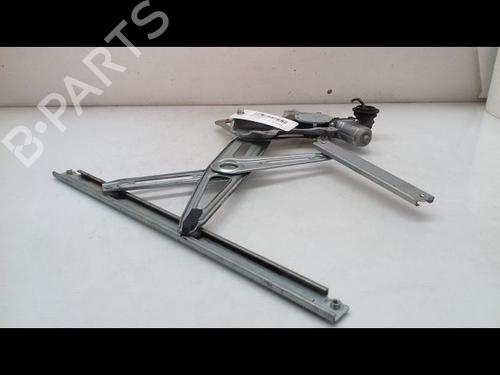 Used Front right window mechanism TOYOTA YARIS (_P9_) 1.4 D-4D (NLP90_, NLP90R) (90 hp) 10356778