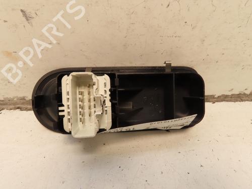 Used Left front window switch RENAULT CLIO III (BR0/1, CR0/1) 1.5 dCi (BR17, CR17) (86 hp) 32254454