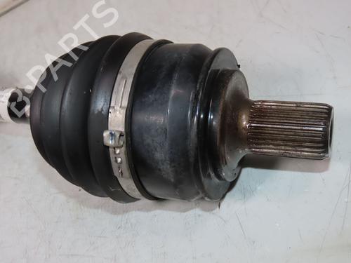 Used Left front driveshaft MERCEDES-BENZ GLA-CLASS (X156) GLA 200 CDI / d (156.908) (136 hp) 26876614