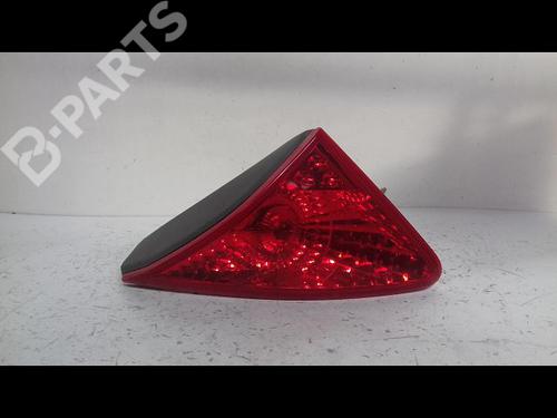 Used Right tailgate light PEUGEOT 3008 I MPV (0U_) 1.6 HDi (109 hp) 8992951
