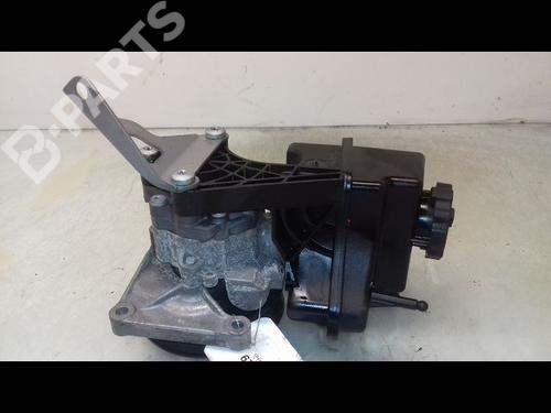 Used Steering pump MERCEDES-BENZ SPRINTER 5-t Platform/Chassis (B906) 513 CDI (906.155, 906.253, 906.255, 906.153) (129 hp) 8983649