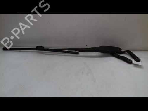 Used Front windshield wiper arm MERCEDES-BENZ CLS (C219) CLS 320 CDI (219.322) (224 hp) 14988652