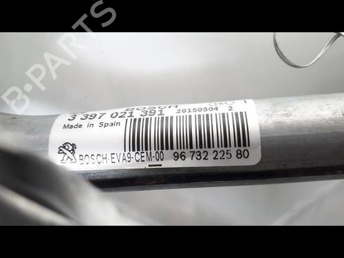 Used Front wiper motor PEUGEOT 2008 I (CU_) 1.2 THP 110 / PureTech 110 (110 hp) 10524159