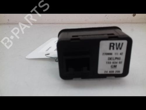 Used Left front window switch OPEL MERIVA A MPV (X03) 1.7 CDTI (E75) (100 hp) 10563079