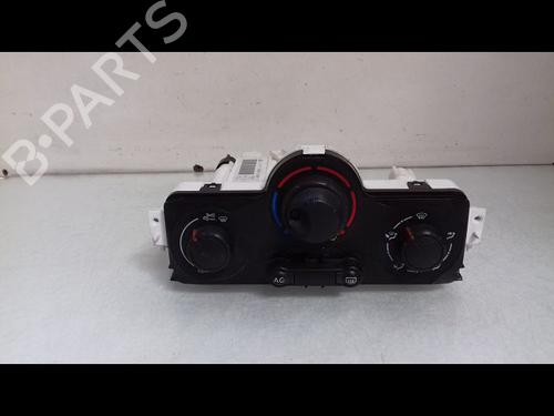Used Climate control RENAULT SCÉNIC II (JM0/1_) 1.5 dCi (JM1E, JM16) (106 hp) 8982283
