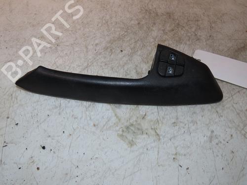 Used Left front window switch Left front window switch VW GOLF III (1H1) 1.9 TDI (110 hp) 21088531 21088531