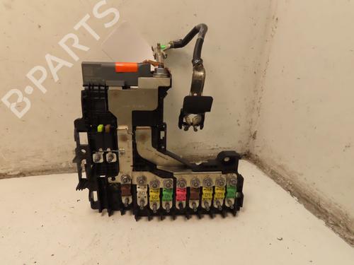 Used Fuse box CITROËN C4 II (NC_) 1.6 HDi 90 (92 hp) 30950780