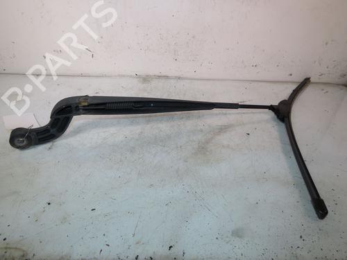 Used Front windshield wiper arm LAND ROVER DISCOVERY III (L319) 2.7 TD 4x4 (190 hp) 20181383