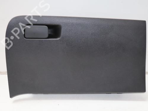 Used Glove box Glove box 39219052 39219052