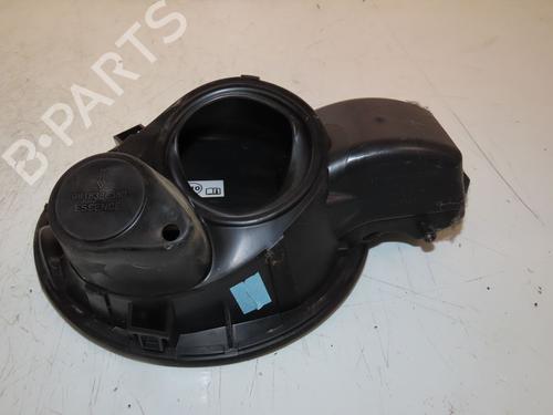 Tanklåg PEUGEOT 2008 I (CU_) 1.2 THP 110 / PureTech 110 (110 hp) 21211415