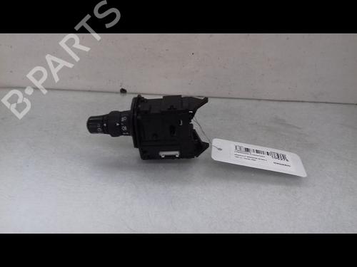 Used Steering column stalk RENAULT SCÉNIC II (JM0/1_) 1.5 dCi (JM1F) (86 hp) 8986754