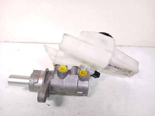 Brake master cylinder TOYOTA YARIS (_P21_, _PA1_, _PH1_) 1.5 Hybrid (MXPH11) | BP12174106M77 