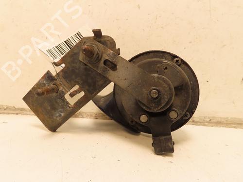 Used Horn RENAULT MEGANE III Grandtour (KZ0/1) 1.5 dCi (KZ09, KZ0D, KZ1G, KZ29, KZ14, KZ1W, KZ10, KZ1F,... (110 hp) 30916380