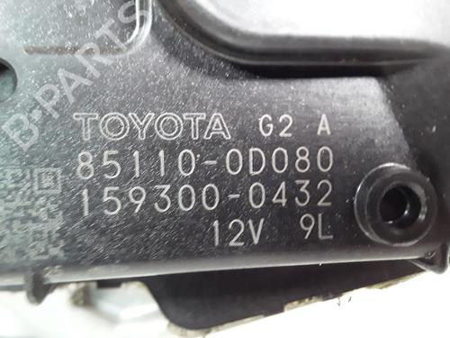 Used Front wiper motor TOYOTA YARIS (_P9_) 1.4 D-4D (NLP90_, NLP90R) (90 hp) 8996002