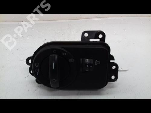 Used Headlight switch FORD FIESTA V (JH_, JD_) 1.4 16V (80 hp) 8999042