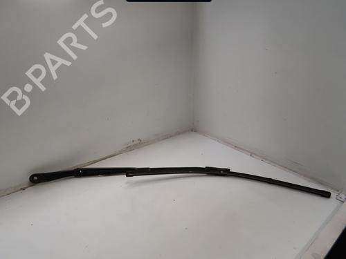 Used Front windshield wiper arm RENAULT CLIO III (BR0/1, CR0/1) 1.2 16V (BR0P, CR0P) (101 hp) 27581028
