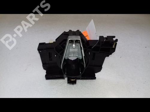 Used ECU airbags ECU airbags RENAULT CLIO II (BB_, CB_) 1.2 (BB0A, BB0F, BB10, BB1K, BB28, BB2D, BB2H, CB0A,... (58 hp) 8981599 8981599