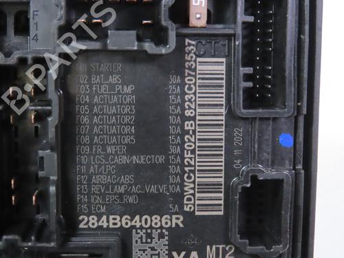 Used Fuse box RENAULT ARKANA I (LCM_, LDN_) 1.6 E-TECH 145 (LDMU) (143 hp) 30117352
