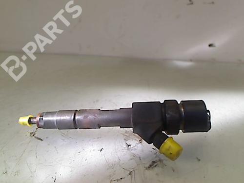 Used Injector RENAULT SCÉNIC I MPV (JA0/1_, FA0_) 1.9 dCi (JA05, JA1F) (102 hp) 8987347