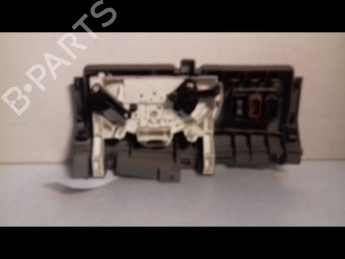 climate-control-opel-vivaro-a-van-x83-2001-2002-2003-2004-2005-2006-2007-2008-2009-2010-2011-2012-2013-2014-2015-23151106 main image