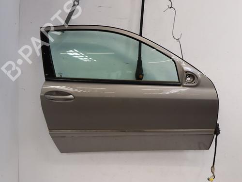 Used Right front door Right front door 39219683 39219683