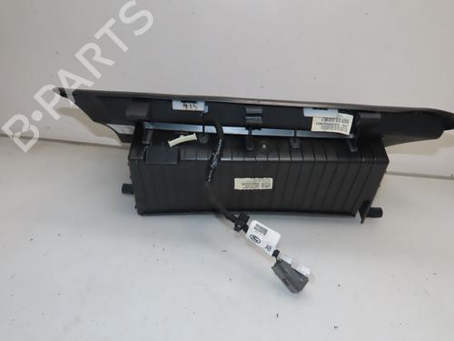 Used Glove box Glove box 36484486 36484486