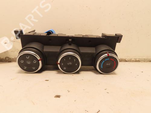 climate-control-renault-trafic-iii-bus-jg_-2014-32458170 main image