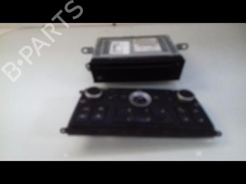 Used Radio NISSAN ALMERA TINO (V10) 2.2 dCi (112 hp) 8991204