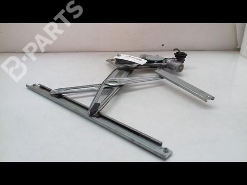 Used Front right window mechanism TOYOTA YARIS (_P9_) 1.4 D-4D (NLP90_, NLP90R) (90 hp) 10356778