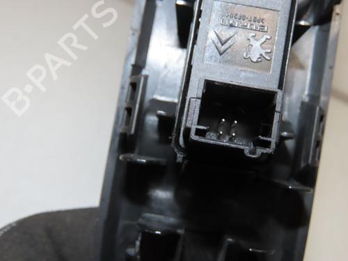 Used Switch Switch PEUGEOT 3008 I MPV (0U_) 1.6 HDi (112 hp) 25750518 25750518