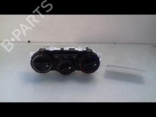 Used Climate control CITROËN C3 III (SX) 1.2 VTi 82 (82 hp) 8988710