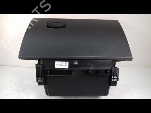 glove-box-renault-kadjar-ha_-hl_-13-tce-140-hlnb-hln1-685005747r-2015-8994040 main image