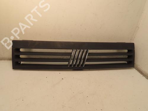 Used Grille FIAT PANDA (141_) 900 (40 hp) 30952503