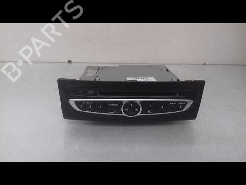 Used Radio RENAULT KOLEOS I (HY_) 2.0 dCi 4x4 (HY0K) (150 hp) 8986614