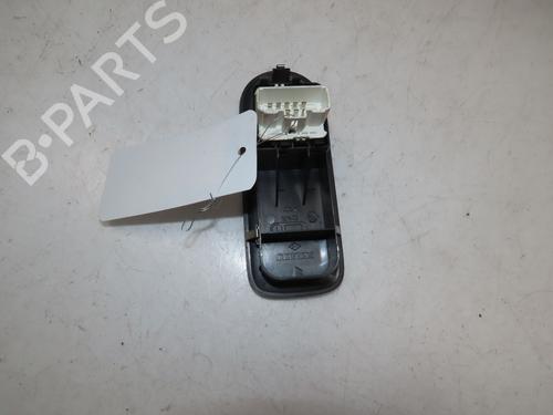 Used Left front window switch RENAULT CLIO III (BR0/1, CR0/1) 1.5 dCi (BR17, CR17) (86 hp) 30953523