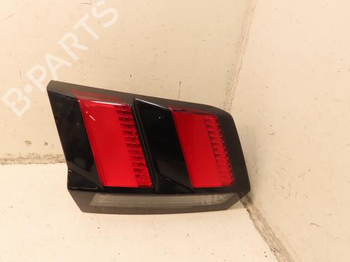 Used Left tailgate light PEUGEOT 3008 II SUV (MC_, MR_, MJ_, M4_) 2.0 BlueHDi 180 (177 hp) 30954748