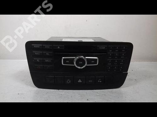 Used Radio MERCEDES-BENZ B-CLASS Sports Tourer (W246, W242) B 180 CDI (246.200) (109 hp) 8996655