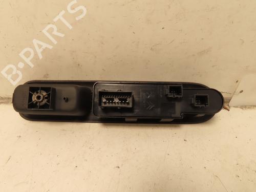 Used Left front window switch PEUGEOT 5008 (0U_, 0E_) 1.6 HDi (114 hp) 30714990