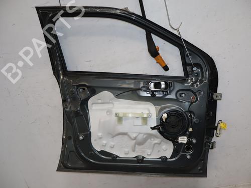 left-front-door-citroen-c4-cactus-2014-39996577 main image
