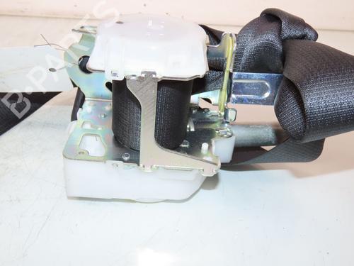Used Rear right belt tensioner TOYOTA YARIS (_P13_) 1.5 Hybrid (NHP130_) (101 hp) 27245876