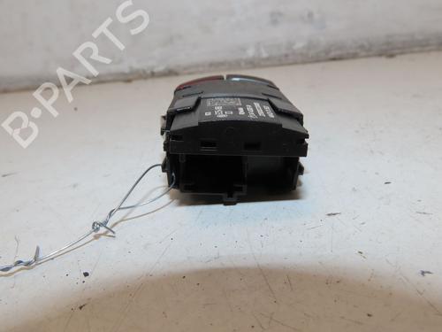 Warning BMW X1 (F48) sDrive 18 d (150 hp) 29740071