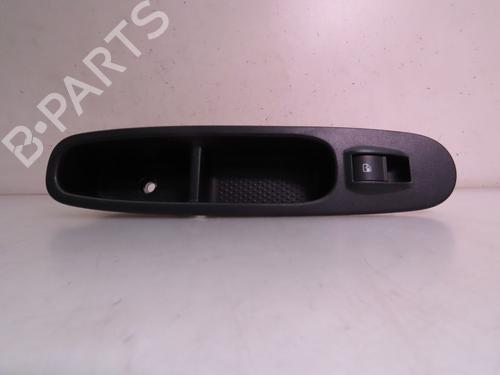 Used Switch FIAT PUNTO (199_) 1.2 (199AXZ1A, 199BXZ1A) (69 hp) 16208833