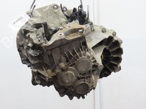 Gearbox VOLVO V40 Hatchback (525) D2 | BP18352306M3 