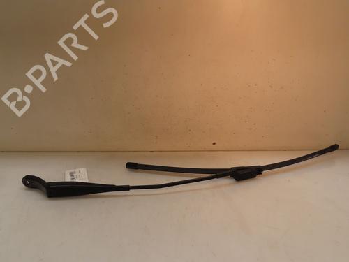 Used Front windshield wiper arm PEUGEOT 208 I (CA_, CC_) 1.6 BlueHDi 100 (100 hp) 17552494