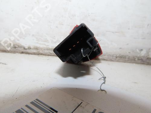 Used Warning switch RENAULT TRAFIC II Van (FL) 2.0 dCi 90 (FL0H, FL00, FL01, FL0M, FL0P, FL0S) (90 hp) 29872692