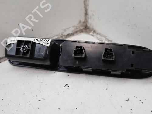 Used Left front window switch Left front window switch PEUGEOT 307 SW (3H) 1.6 HDI 110 (109 hp) 36171504 36171504