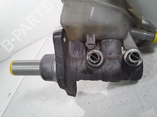 Used Brake master cylinder MITSUBISHI OUTLANDER II (CW_W) 2.0 DI-D (CW8W) (140 hp) 8997920