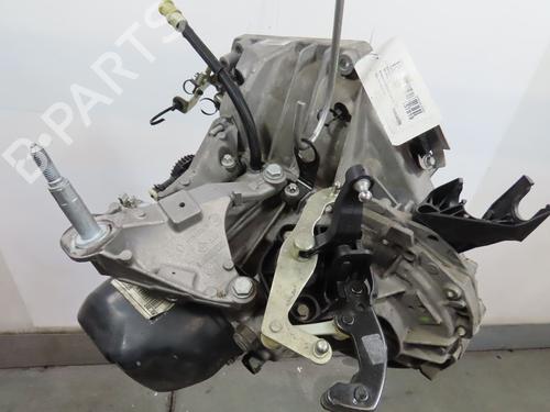 Used Gearbox RENAULT CAPTUR I (J5_, H5_) 0.9 TCe 90 (90 hp) 28285205