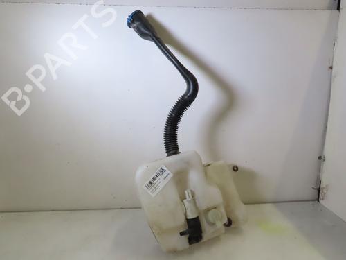 Used Windscreen washer tank LAND ROVER DISCOVERY III (L319) 2.7 TD 4x4 (190 hp) 20218051