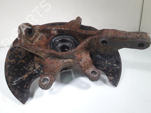 Left front steering knuckle SUZUKI GRAND VITARA I (FT, HT) 2.0 TD 4x4 (SQ420D) | BP23150253M25